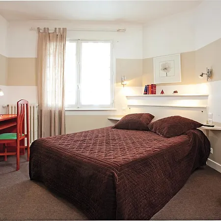Le Clos Fleuri Hotel