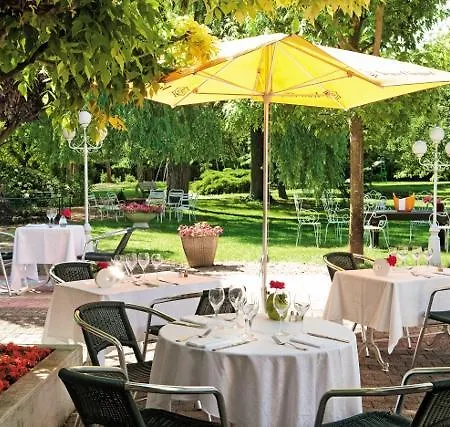 Le Clos Fleuri 2*