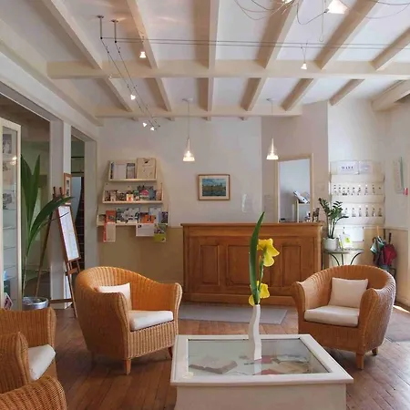 Le Clos Fleuri Szálloda Maringues